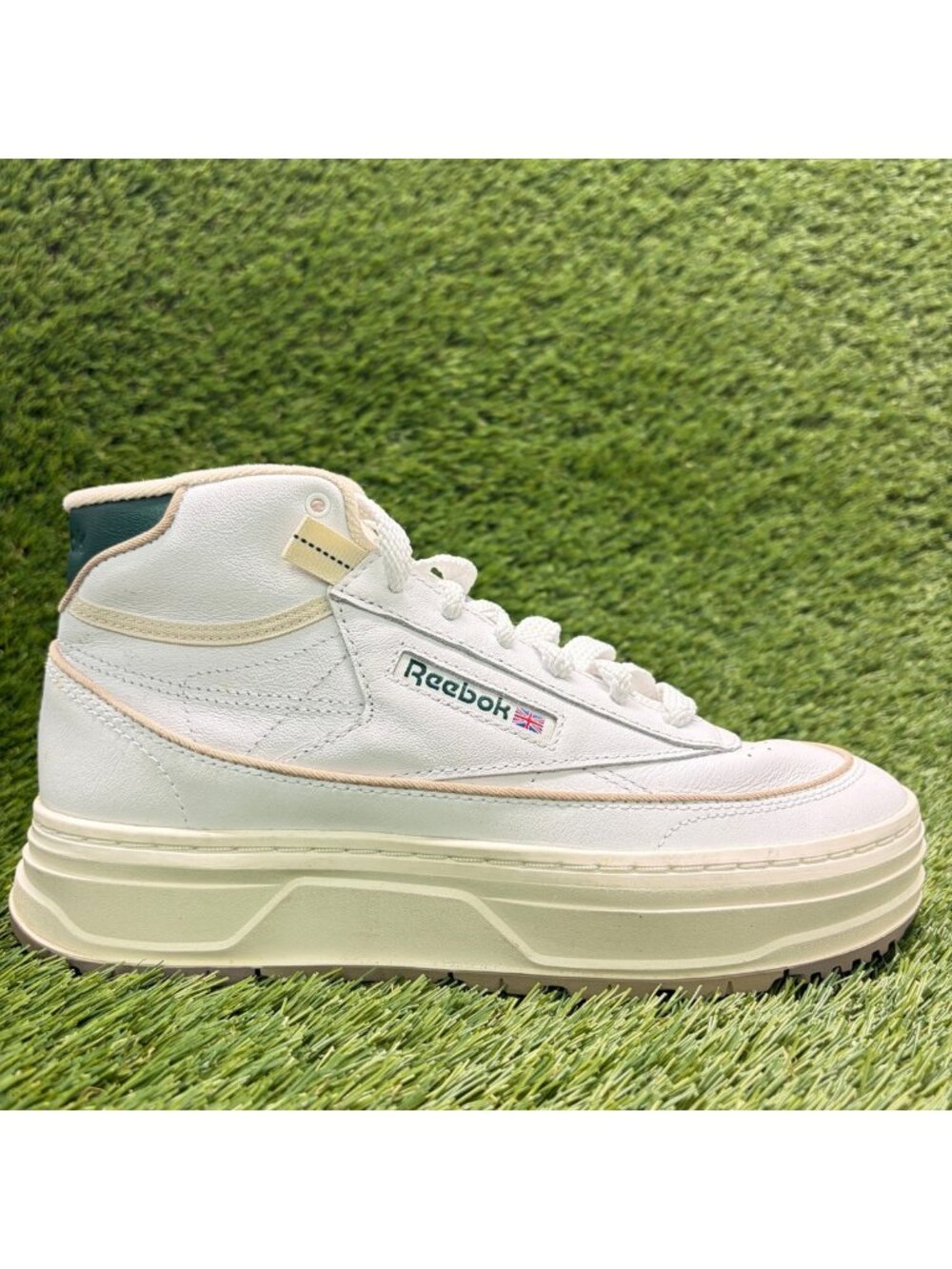 Reebok Club C Geo Mid Womens Size 8.5 White Athletic Lifestyle Shoes Sneakers